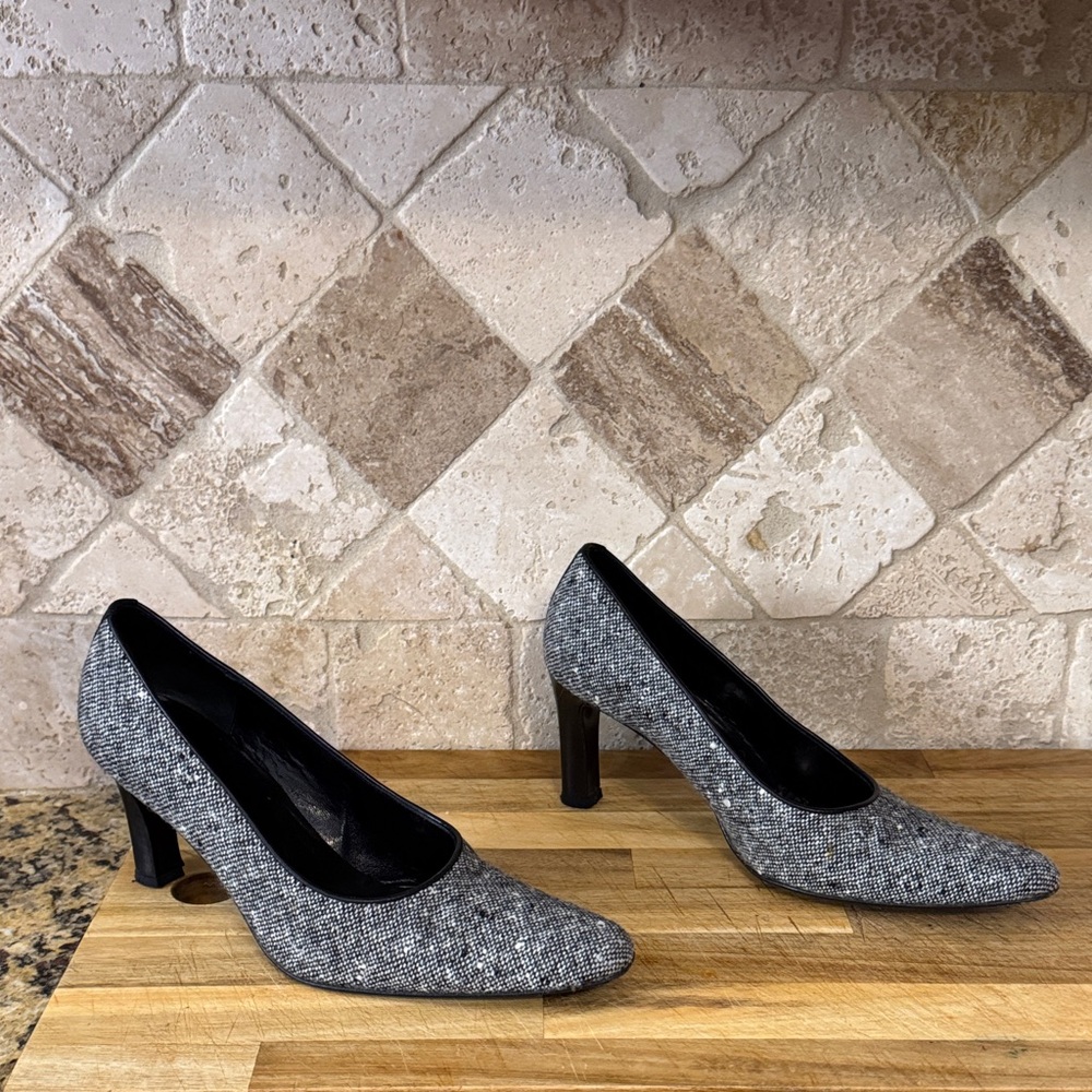 Banana Republic Black and Gray Heels
